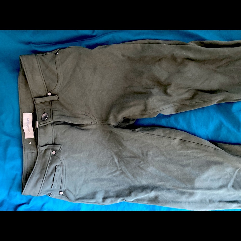 Dark green Calvin Klein jeggings for women. Size 4.